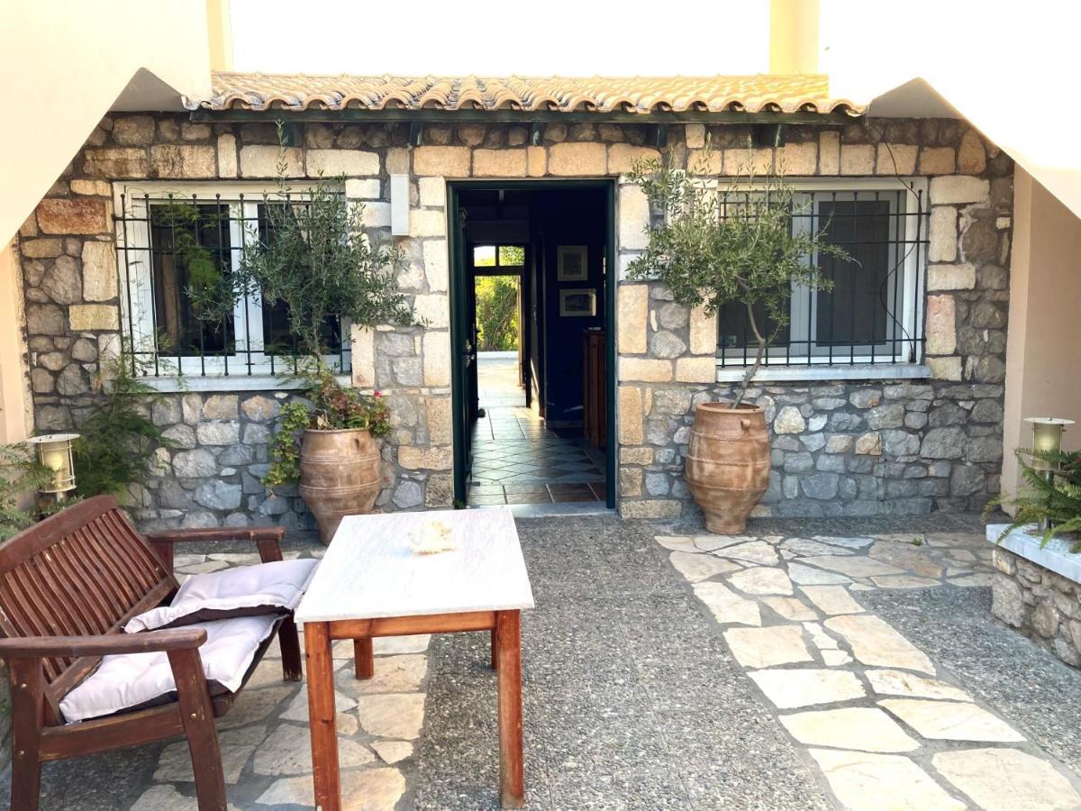 Sunny Garden Apartments Epidaurus Exterior foto